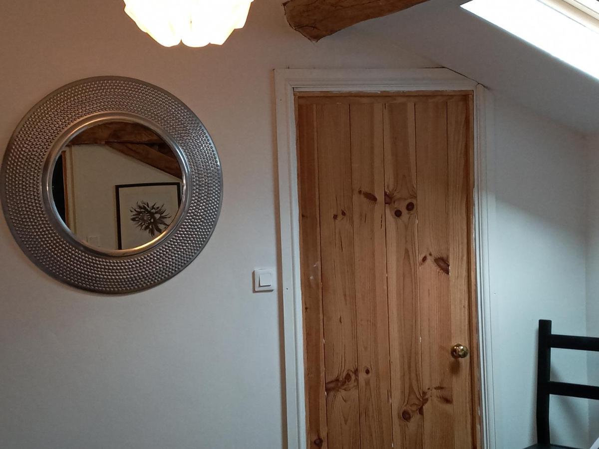 Chez Gondat Chambre D'Hotes Saint-Martial-sur-Isop Екстериор снимка